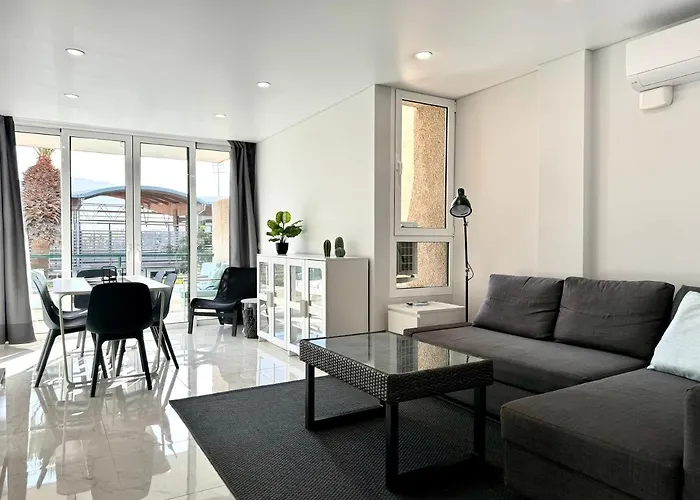 Las Vinas Apartment